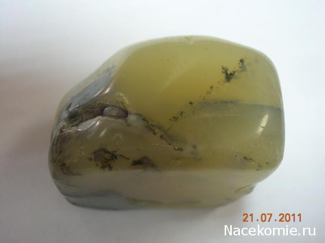 Энергия камней №26 Молочный опал (окатанный камень) фото, обсуждение