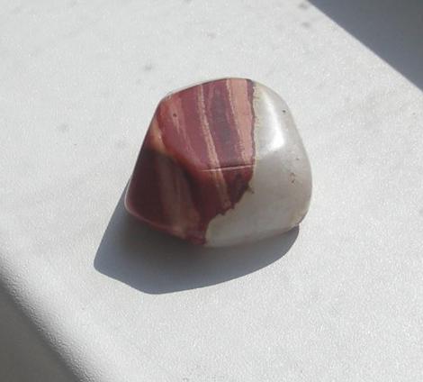 Энергия камней №23 Красная яшма ( Окатанный камень ) фото, обсуждение