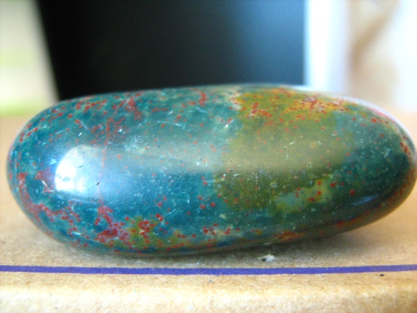 Энергия камней №28 Гелиотроп (окатанный камень) фото, обсуждение