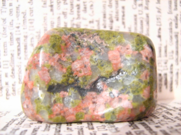 Энергия камней № 34 Халцедон (окатанный камень) фото, обсуждение