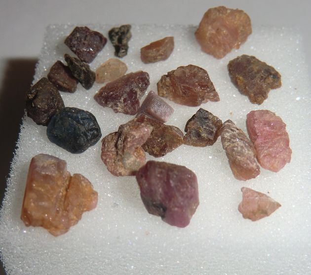 Минералы №78 Шпинель фото, обсуждение