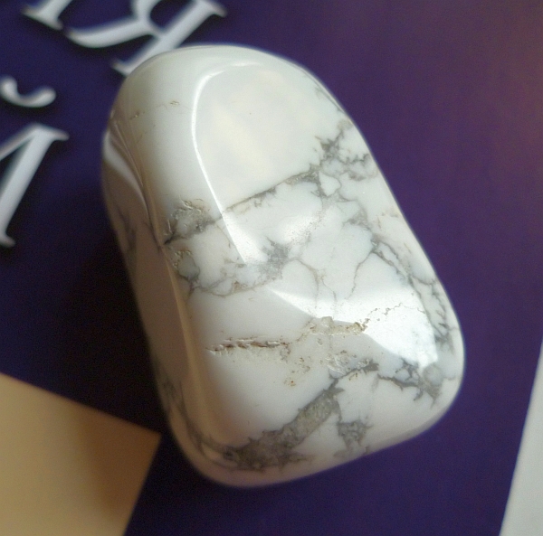 Энергия камней № 38 Говлит (окатанный камень) фото, обсуждение