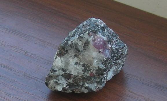 Минералы Сокровища Земли (2009) - График Выхода и обсуждение