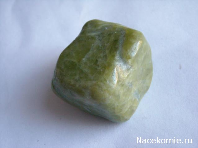 Энергия камней № 37 Эпидот (окатанный камень) фото, обсуждение