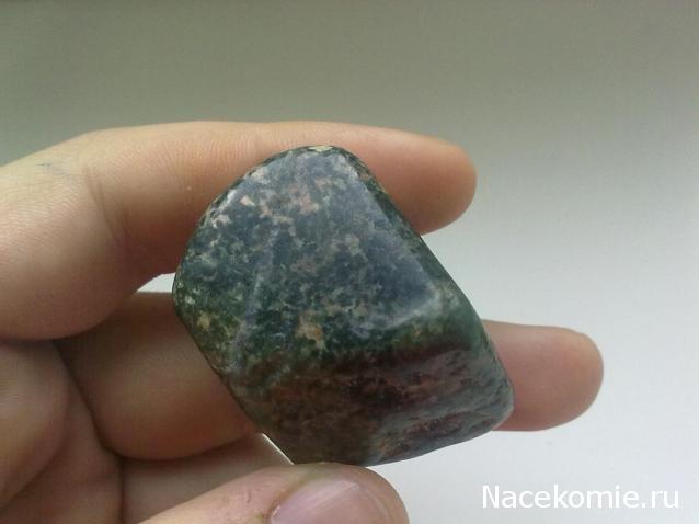 Энергия камней № 37 Эпидот (окатанный камень) фото, обсуждение
