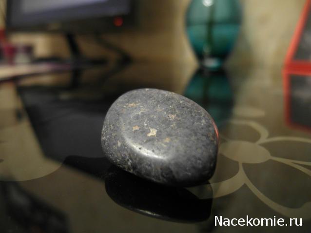 Энергия камней № 47 Дюмортерит (окатанный камень) фото, обсуждение