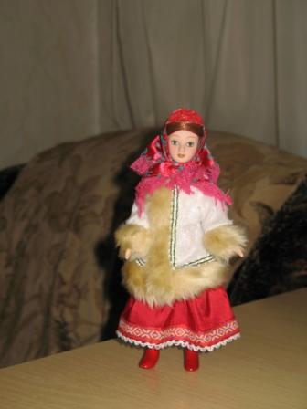 Куклы в народных костюмах №1 Кукла в зимнем костюме Московской губернии