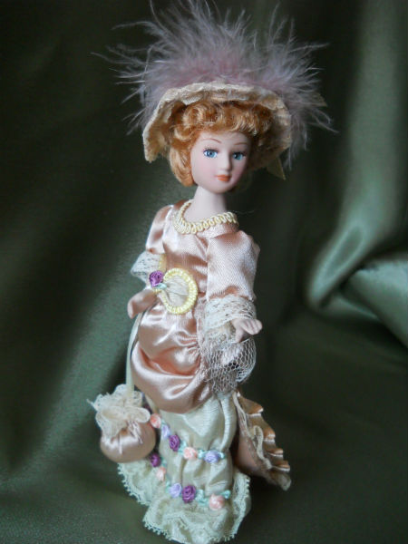 Зарубежные куклы Дамы Эпохи: фото, обсуждение