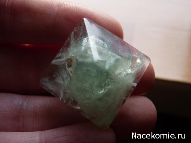 Энергия камней №54 Флюорит (пирамида) фото, обсуждение