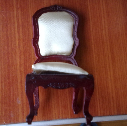 Дом Мечты №19 Два стула