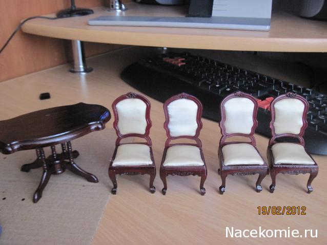 Дом Мечты №19 Два стула