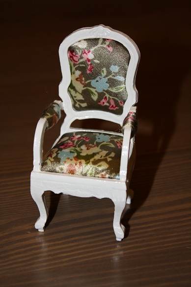 Дом Мечты №19 Два стула