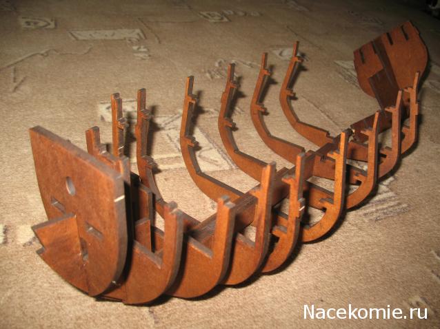 Собери Чёрную Жемчужину. Сборка корпуса.