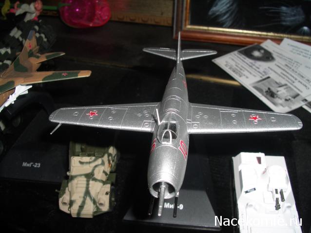 Легендарные самолеты №32 Миг-9 - фото модели, обсуждение