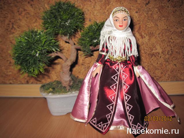 Куклы в народных костюмах №3 Кукла в карачаевском праздничном костюме