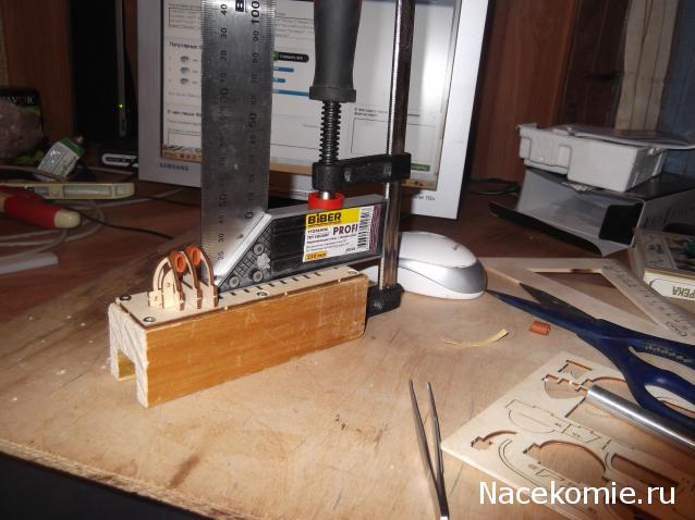 Корабль Адмирала Нельсона "Виктори" - Сборка баркаса