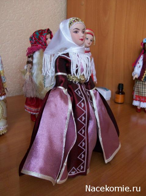 Куклы в народных костюмах №3 Кукла в карачаевском праздничном костюме