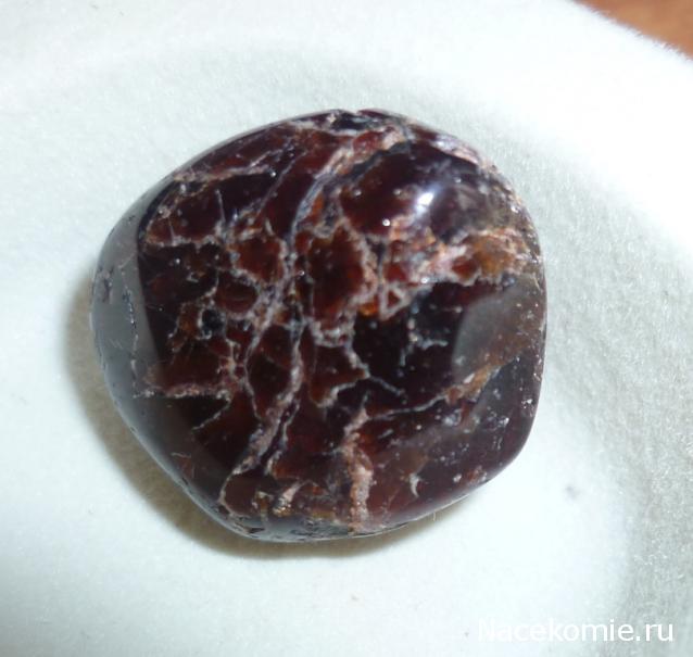 Энергия камней №62 Гранат (окатанный камень) фото, обсуждение