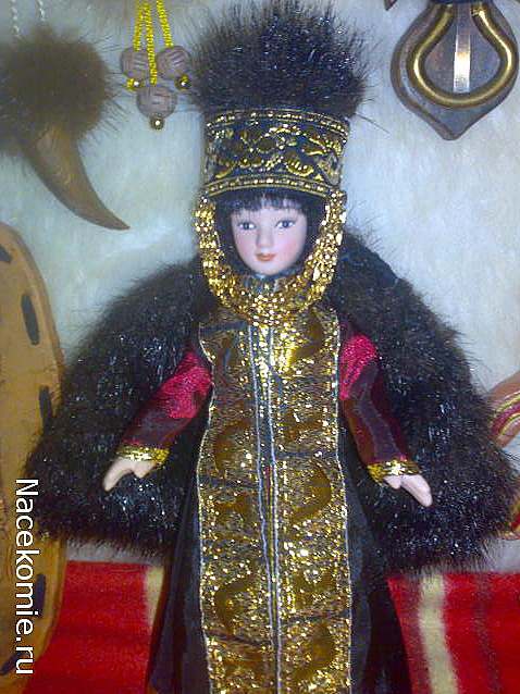 Куклы в народных костюмах №7 Кукла в калмыцком праздничном костюме