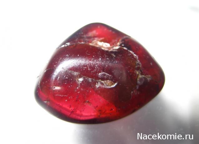 Энергия камней №62 Гранат (окатанный камень) фото, обсуждение