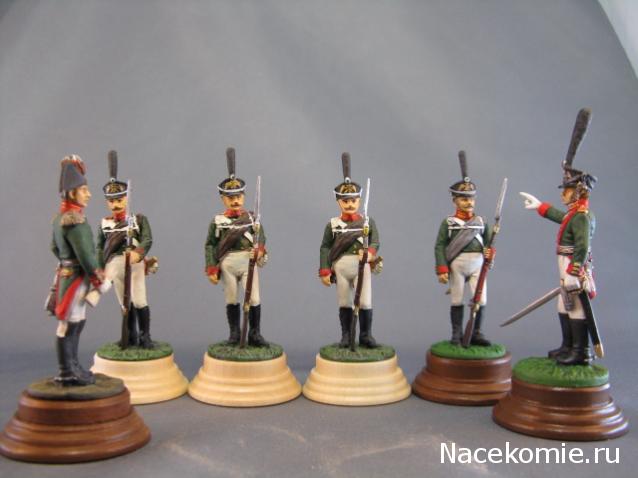 Наполеоновские Войны № 16 Обер-офицер Лейб-Гвардии Литовского полка в летней парадной  форме, 1812 г.