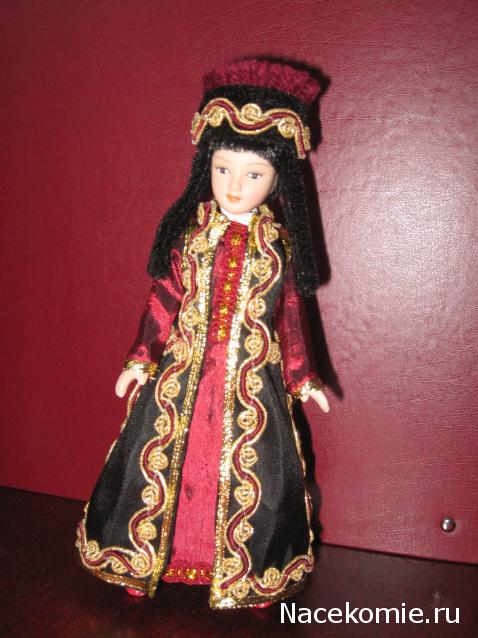 Куклы в народных костюмах №7 Кукла в калмыцком праздничном костюме