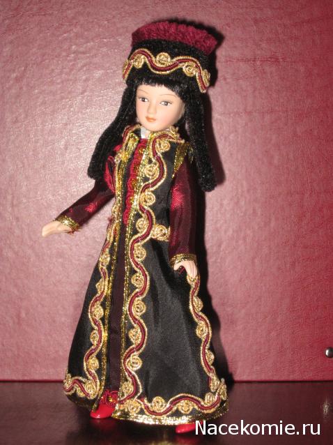 Куклы в народных костюмах №7 Кукла в калмыцком праздничном костюме