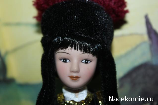 Куклы в народных костюмах №7 Кукла в калмыцком праздничном костюме