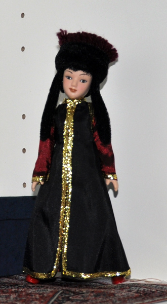 Куклы в народных костюмах №7 Кукла в калмыцком праздничном костюме