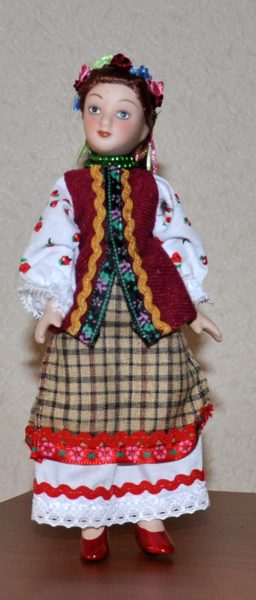 Куклы в народных костюмах №4 Кукла в летнем костюме Киевской губернии