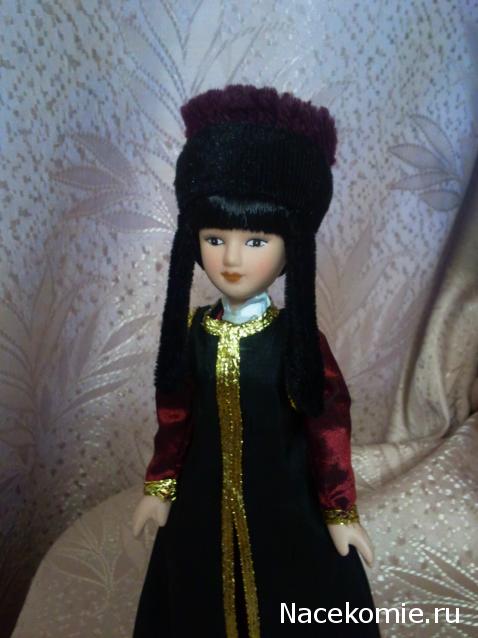 Куклы в народных костюмах №7 Кукла в калмыцком праздничном костюме