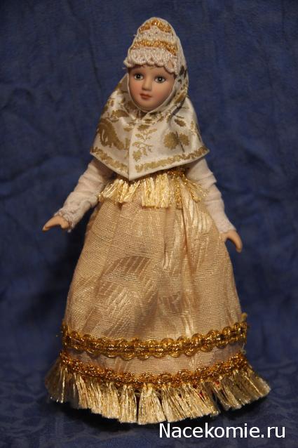 Куклы в народных костюмах №5 Кукла в зимнем костюме Архангельской губернии