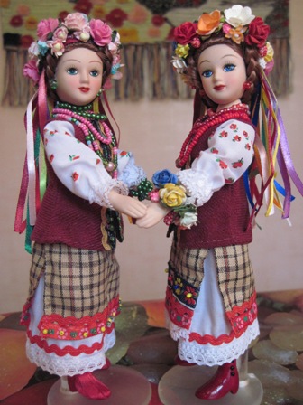 Куклы в народных костюмах №4 Кукла в летнем костюме Киевской губернии