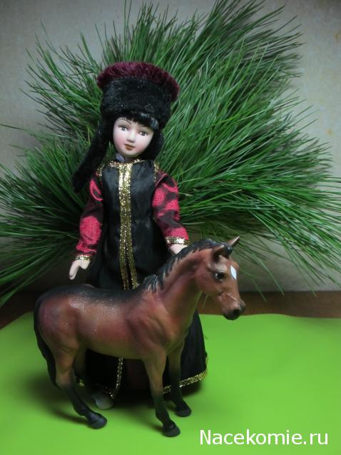 Куклы в народных костюмах №7 Кукла в калмыцком праздничном костюме
