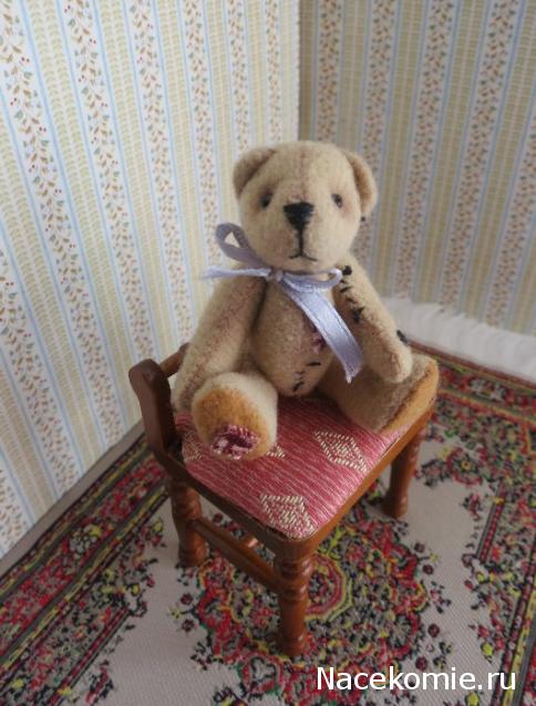 Дом Мечты №29 Игрушка медведь, книжная полка