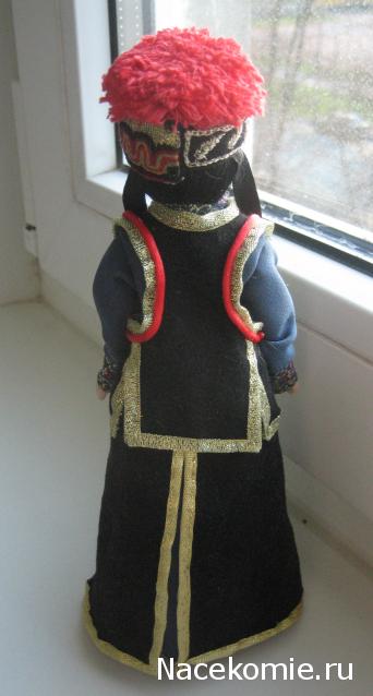 Куклы в народных костюмах №7 Кукла в калмыцком праздничном костюме