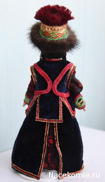 Куклы в народных костюмах №7 Кукла в калмыцком праздничном костюме
