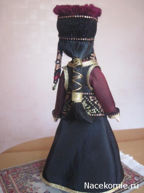 Куклы в народных костюмах №7 Кукла в калмыцком праздничном костюме