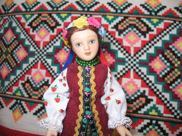 Куклы в народных костюмах №4 Кукла в летнем костюме Киевской губернии