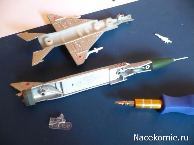 Легендарные самолеты №33 Су-15 - фото модели, обсуждение