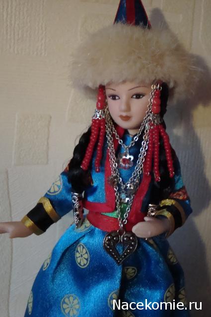 Куклы в народных костюмах №11 Кукла в бурятском женском костюме