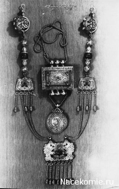 Куклы в народных костюмах №11 Кукла в бурятском женском костюме