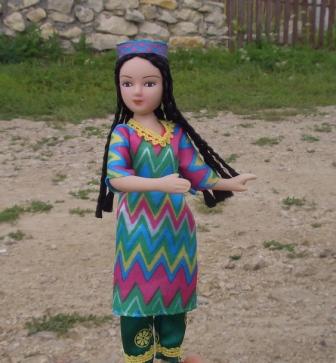 Куклы в народных костюмах №12 Кукла в узбекском летнем костюме