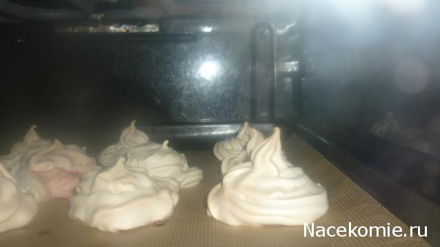 Изысканная выпечка !!Спецвыпуск!! Форма-роза, 4 листа-трафарета, кружка-сито