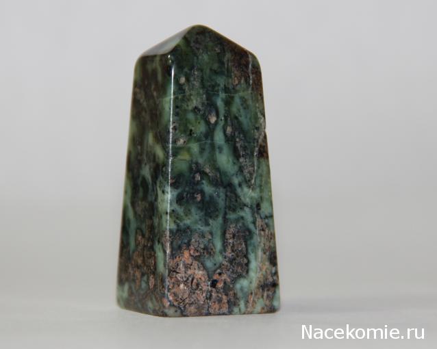 Энергия камней № 75 Хлорит с пиритом (обелиск) фото, обсуждение