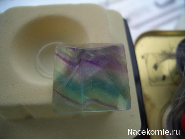 Энергия камней №54 Флюорит (пирамида) фото, обсуждение