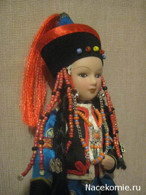 Куклы в народных костюмах №11 Кукла в бурятском женском костюме