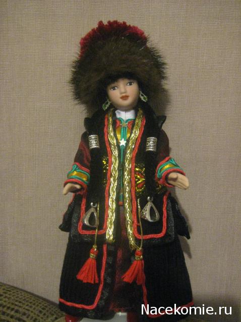 Куклы в народных костюмах №7 Кукла в калмыцком праздничном костюме