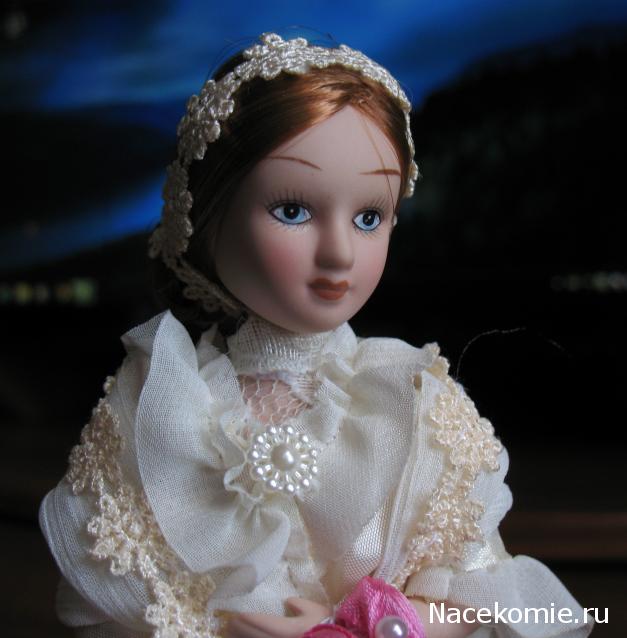 Куклы в народных костюмах №13 Кукла в городском свадебном костюме Санкт-Петербургской губернии