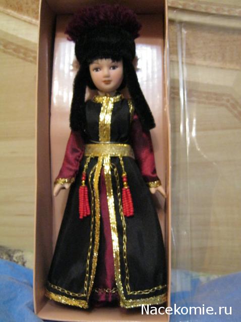 Куклы в народных костюмах №7 Кукла в калмыцком праздничном костюме